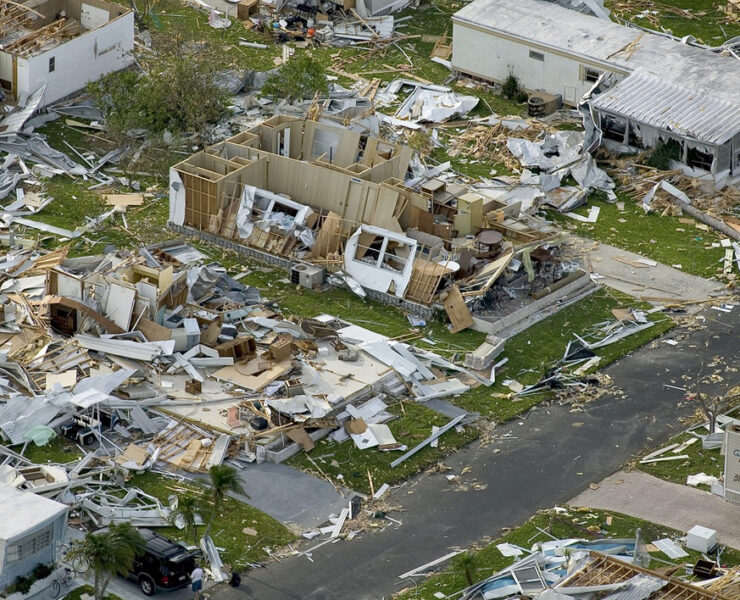 solar-panels-in-natural-disasters